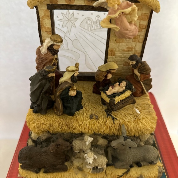 Vintage 1996 Music & Lights Motion Sensor Talking Christmas Story Nativity - Picture 4 of 6